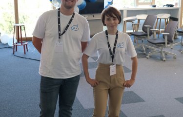 Fin and Lizbeth from The Good Robot Company 